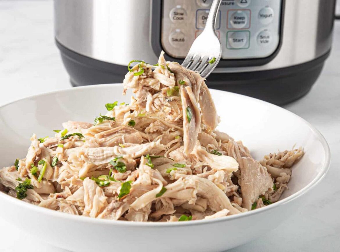 instant-pot-shredded-chicken-1536×1140-2